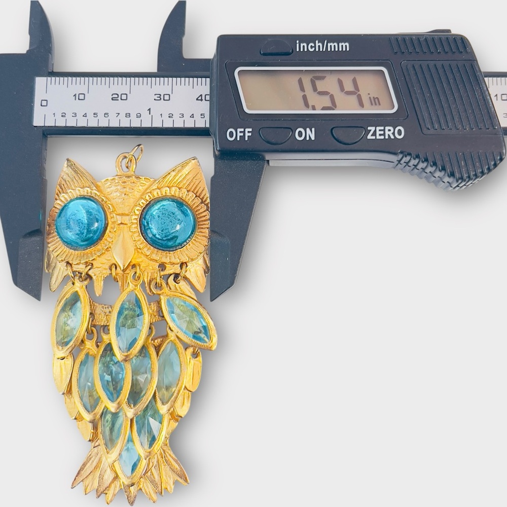 Lot Of 2 Vintage Owl Pendants Gold & Silver Tone Blue Lucite Turquoise Howlite - Picture 2 of 16